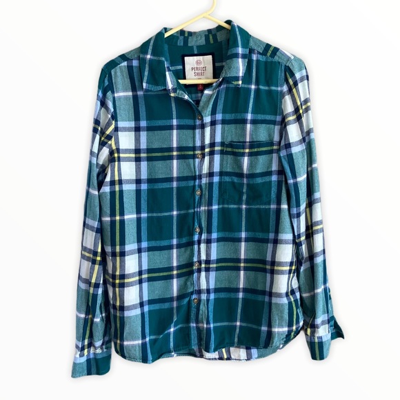 SO “The Perfect Shirt” Flannel in Green and Blue - Picture 1 of 5